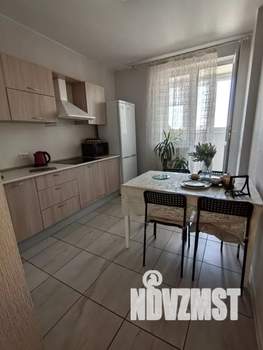 1-к квартира, посуточно, 40м2, 18/19 этаж