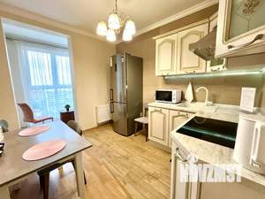 1-к квартира, посуточно, 42м2, 16/25 этаж