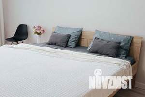 1-к квартира, посуточно, 42м2, 17/24 этаж