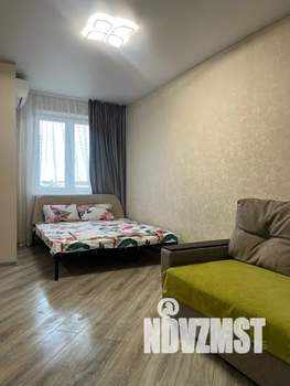 Студия квартира, посуточно, 35м2, 5/24 этаж