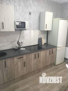 1-к квартира, посуточно, 35м2, 10/19 этаж