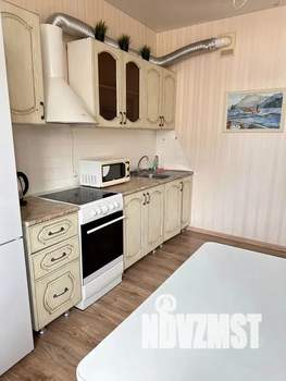 1-к квартира, посуточно, 38м2, 7/22 этаж