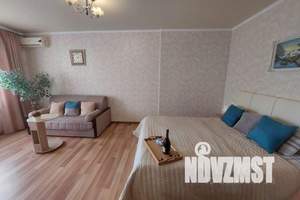 1-к квартира, посуточно, 35м2, 3/10 этаж