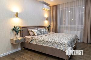 1-к квартира, посуточно, 42м2, 3/18 этаж