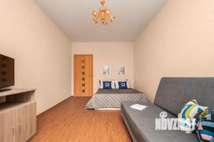 1-к квартира, посуточно, 45м2, 1/1 этаж