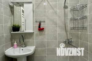 1-к квартира, посуточно, 42м2, 3/3 этаж