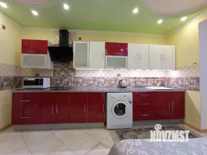 2-к квартира, посуточно, 50м2, 1/1 этаж