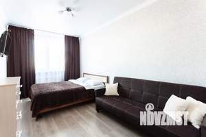 1-к квартира, посуточно, 40м2, 8/19 этаж