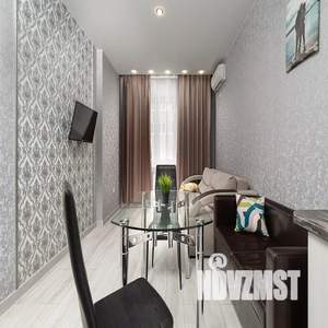 1-к квартира, посуточно, 37м2, 10/22 этаж