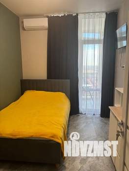 Студия квартира, посуточно, 20м2, 24/24 этаж