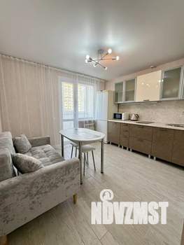 1-к квартира, посуточно, 40м2, 6/12 этаж