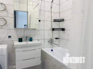 1-к квартира, посуточно, 40м2, 18/18 этаж