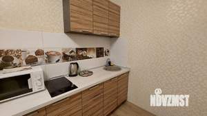 1-к квартира, посуточно, 38м2, 5/17 этаж