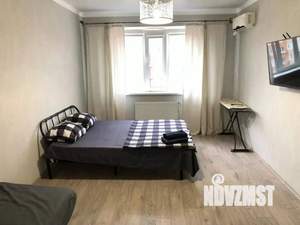1-к квартира, посуточно, 42м2, 1/1 этаж