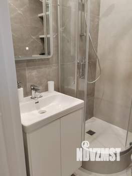 Студия квартира, посуточно, 18м2, 21/22 этаж