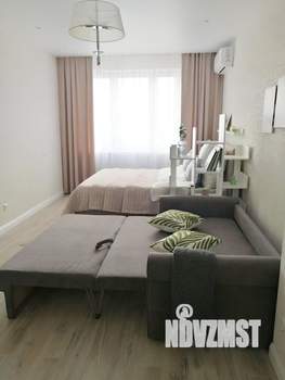 1-к квартира, посуточно, 40м2, 13/25 этаж