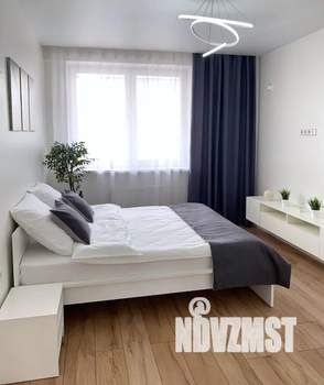 1-к квартира, посуточно, 38м2, 6/22 этаж