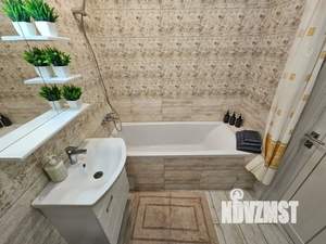 1-к квартира, посуточно, 41м2, 15/18 этаж