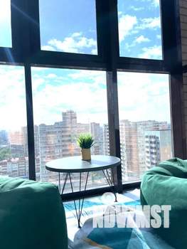Студия квартира, посуточно, 38м2, 18/24 этаж