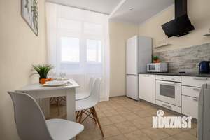 1-к квартира, посуточно, 45м2, 1/1 этаж