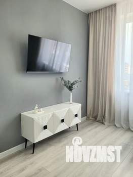 1-к квартира, посуточно, 37м2, 10/16 этаж