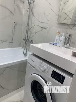 Студия квартира, посуточно, 28м2, 3/16 этаж