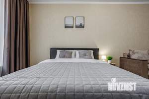 1-к квартира, посуточно, 40м2, 8/25 этаж