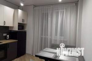 1-к квартира, посуточно, 35м2, 18/21 этаж