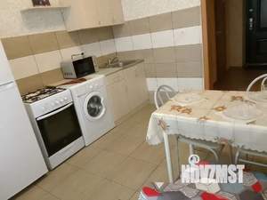 1-к квартира, посуточно, 40м2, 1/7 этаж