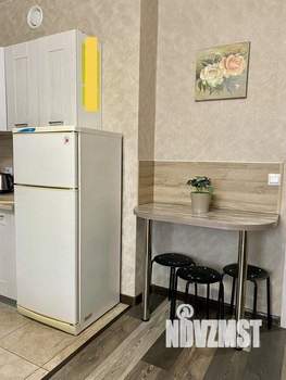 Студия квартира, посуточно, 28м2, 8/19 этаж