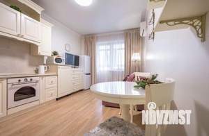 1-к квартира, посуточно, 55м2, 1/1 этаж