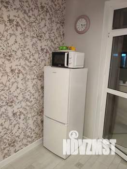 1-к квартира, посуточно, 38м2, 4/10 этаж