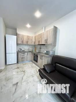 1-к квартира, посуточно, 40м2, 7/24 этаж