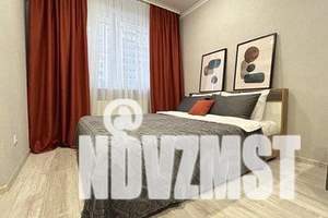 1-к квартира, посуточно, 42м2, 5/19 этаж