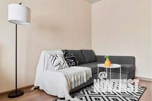 1-к квартира, посуточно, 38м2, 13/18 этаж