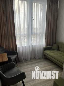 1-к квартира, посуточно, 35м2, 11/18 этаж