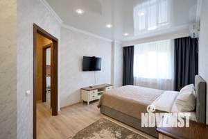 1-к квартира, посуточно, 40м2, 6/18 этаж