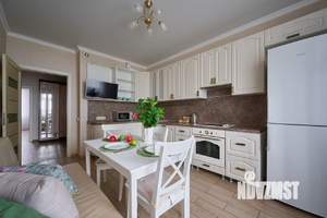 2-к квартира, посуточно, 66м2, 1/1 этаж