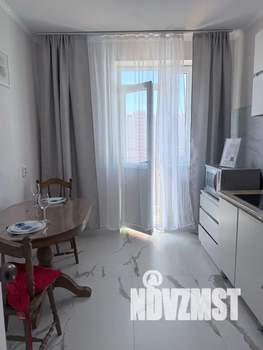 1-к квартира, посуточно, 35м2, 12/17 этаж