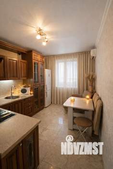 1-к квартира, на длительный срок, 42м2, 3/18 этаж