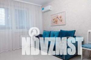 2-к квартира, посуточно, 48м2, 3/15 этаж