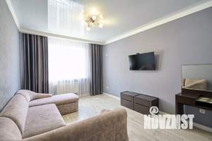 2-к квартира, посуточно, 70м2, 1/1 этаж