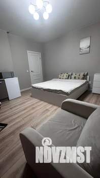 Студия квартира, посуточно, 30м2, 2/23 этаж