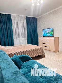 1-к квартира, посуточно, 36м2, 4/16 этаж