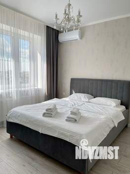 1-к квартира, посуточно, 45м2, 6/18 этаж
