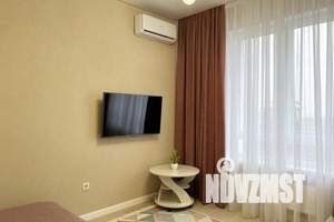 1-к квартира, посуточно, 35м2, 18/24 этаж