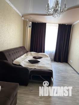 1-к квартира, посуточно, 43м2, 1/19 этаж