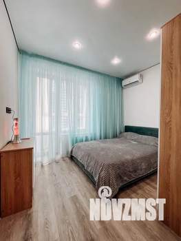 1-к квартира, посуточно, 34м2, 8/24 этаж