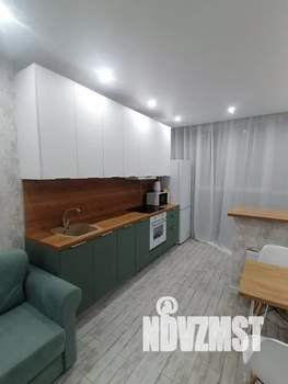 Студия квартира, посуточно, 27м2, 17/24 этаж