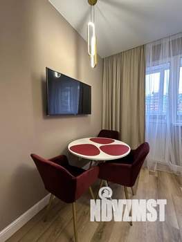 Студия квартира, посуточно, 30м2, 18/24 этаж